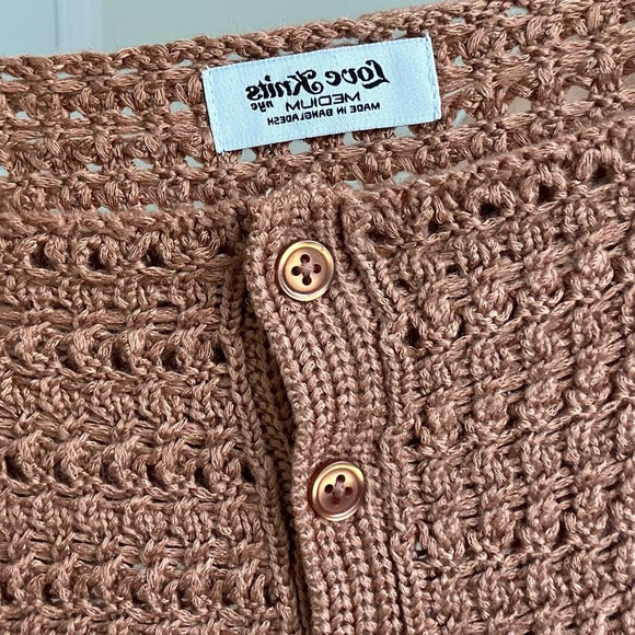 Button Front Crochet Knit Crop Top - Picture 9 of 9